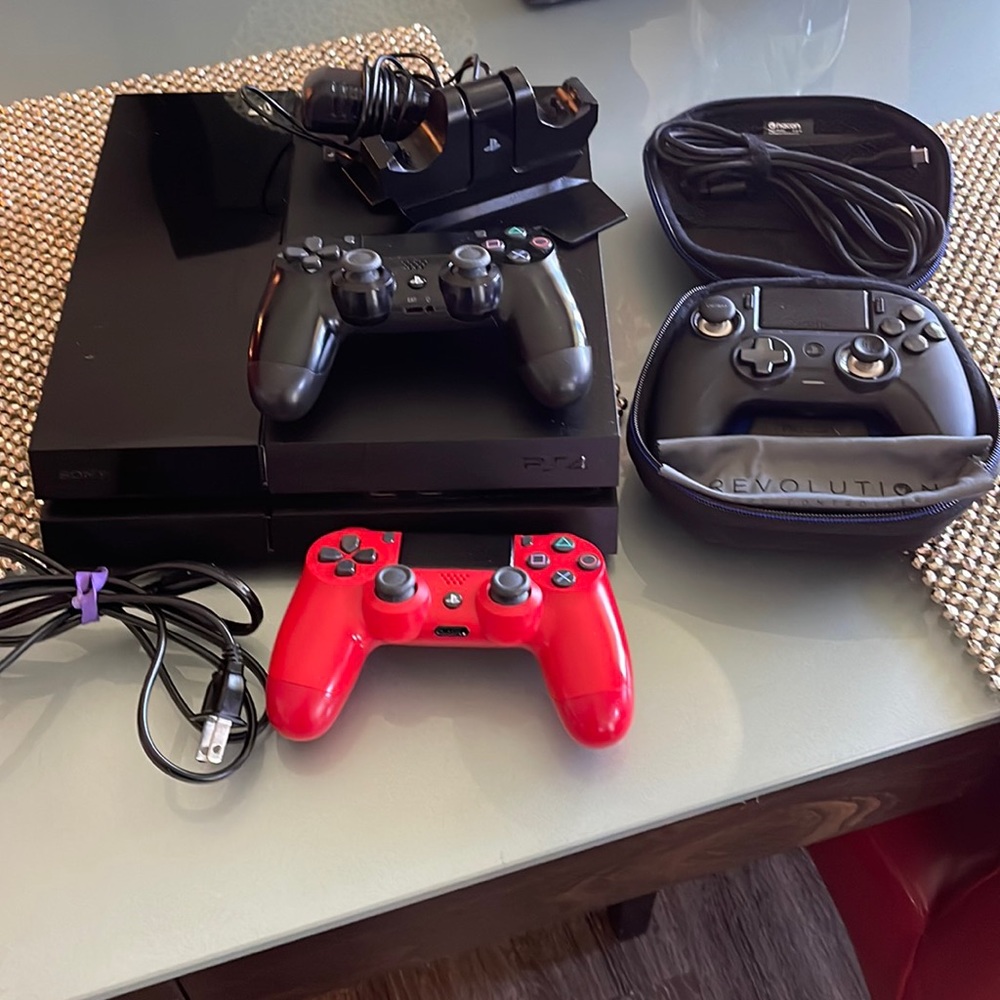 Preowned PS4